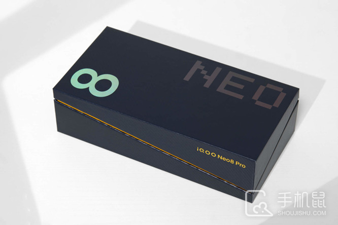iQOO Neo8怎么设置紧急联系人