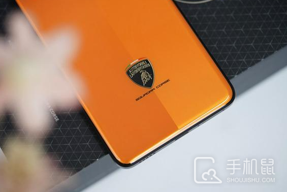 红米RedmiK70至尊冠军版支不支持高刷？